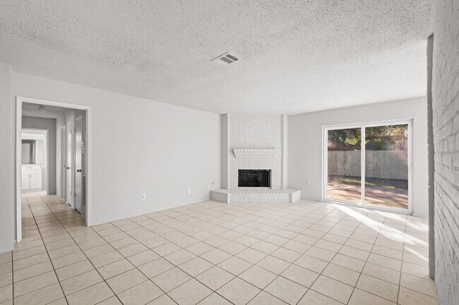 Photo - 16331 Paso Hondo Dr