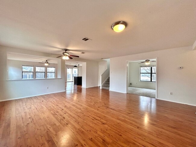 Photo - 2417 McCook Dr