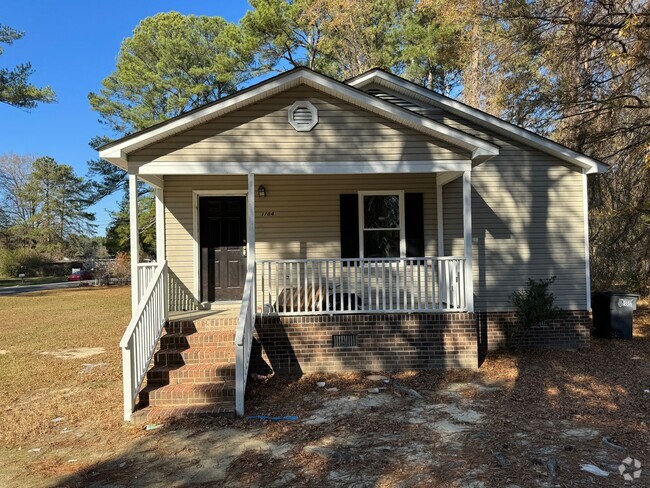 Building Photo - 3 Bedroom Home in Hillsdale