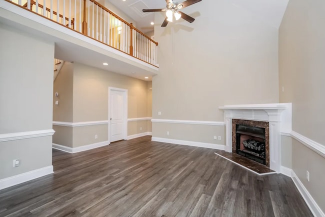 Photo - 67 Crabapple Ln