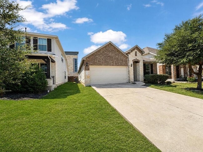 9907 Quercia Dr