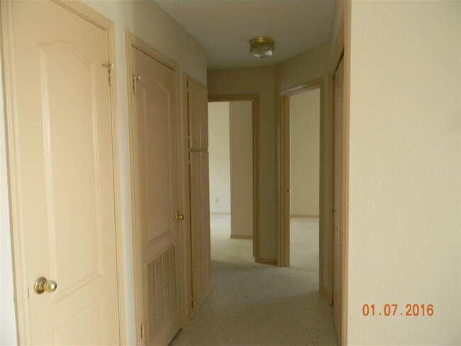 Photo - 409 N Mendiola Ave Unit A