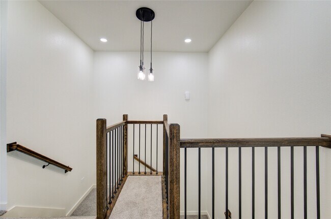 Photo - 2915 El Fenice Ln