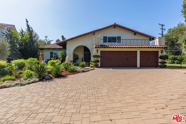 Building Photo - 6032 Sandbrook Dr Rental