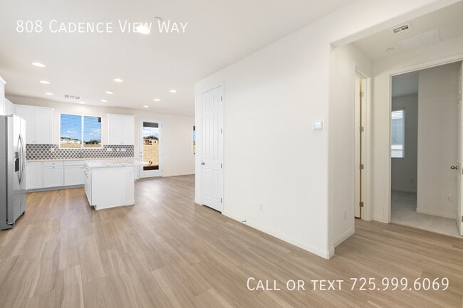 Photo - 808 Cadence View Way