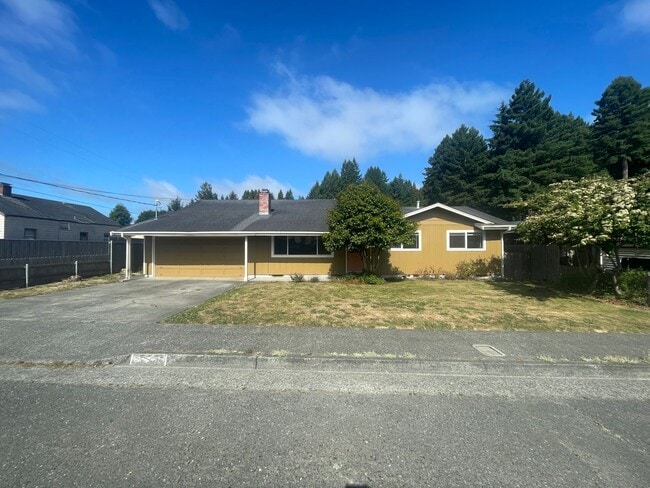 Building Photo - 4590 Excelsior Rd Unit A