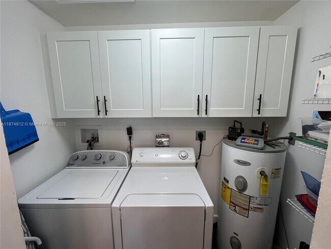 Photo - 130 NW 57th St