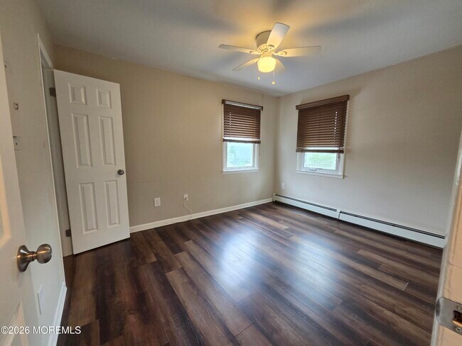 Photo - 1 George St Unit 2