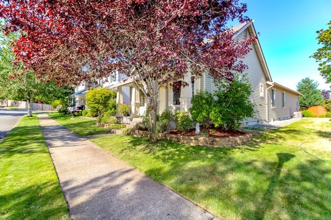 Photo - Fantastic DuPont Rambler with AC and Sprinkler System