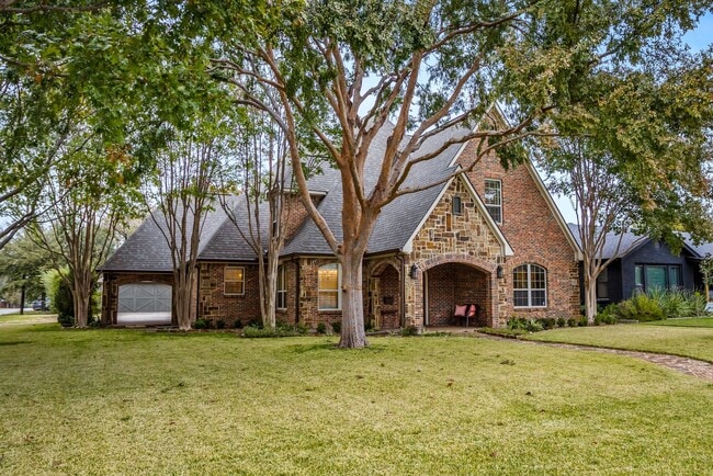 Photo - 3744 W Biddison St