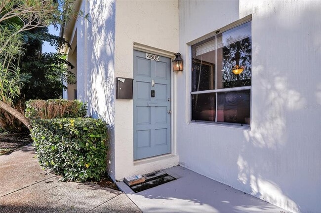 Photo - 4505 La Capri Ct