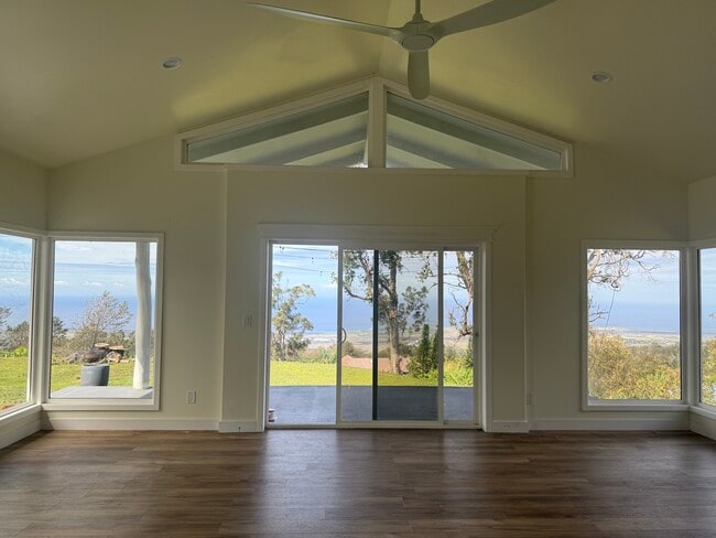 Photo - 73-4583 Kukuki St Unidad 1 Bd 1 Br - Makai Side