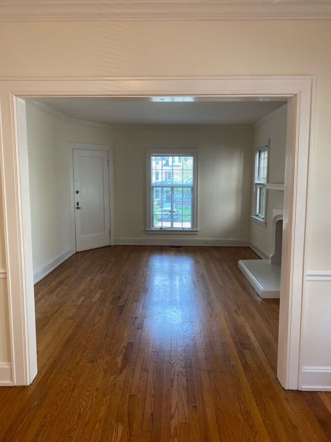 Photo - 2910 Erie Ave Unidad 01