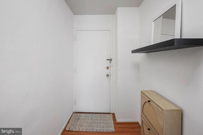 Photo - 1330 New Hampshire Ave NW Unit 513