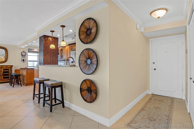 Building Photo - 133 N Pompano Beach Blvd Unit 501