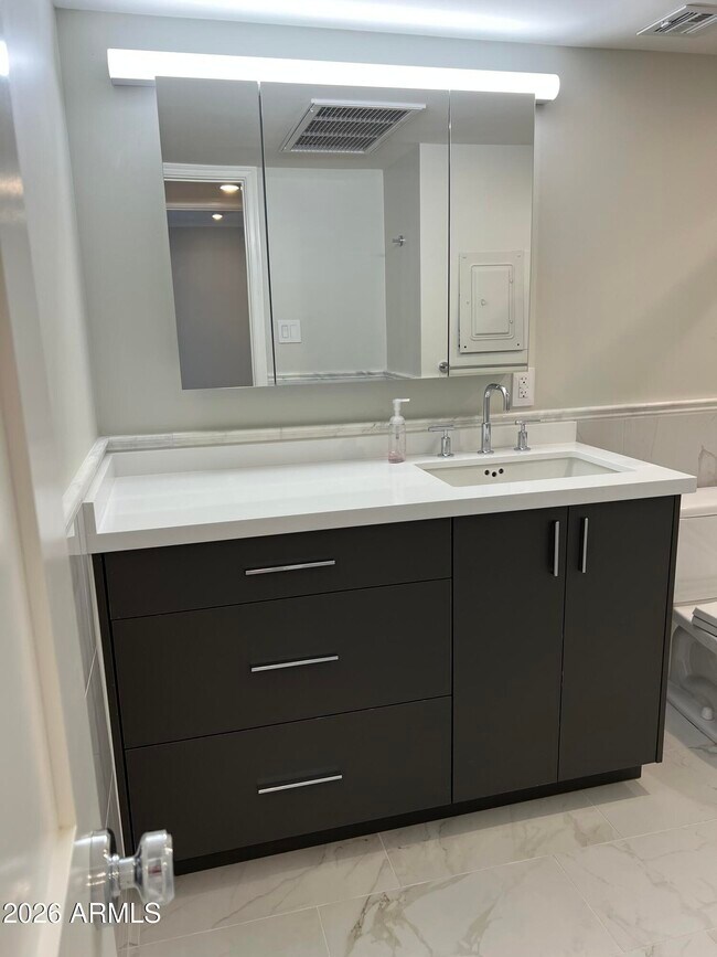 4727 E Lafayette Blvd Unit 204