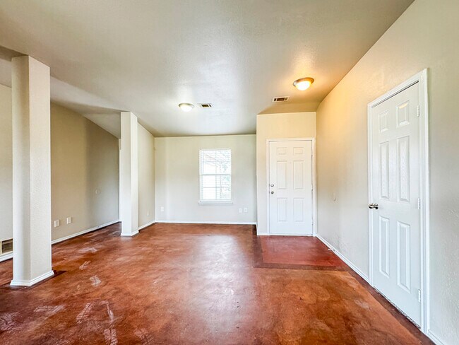 224 Independence Tr