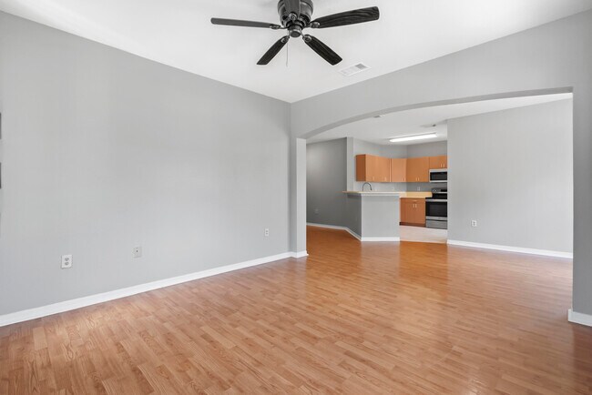 Photo - 166 SW Peacock Blvd Unit 34-201