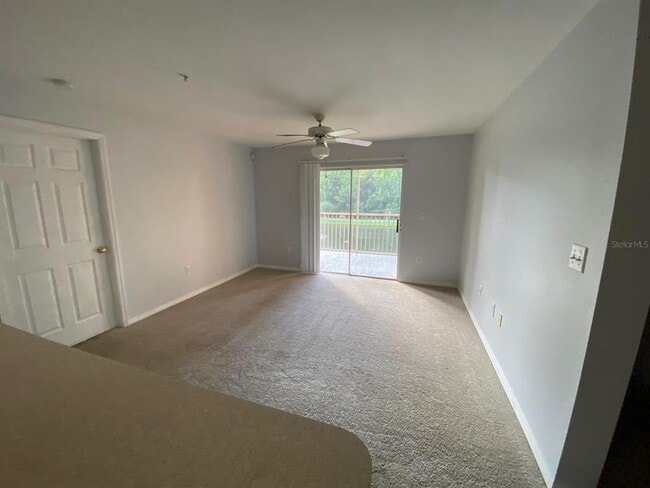 Photo - 5467 Vineland Rd Unit 6212