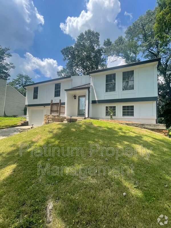 Building Photo - 10500 Worthington Hills Manor Rental