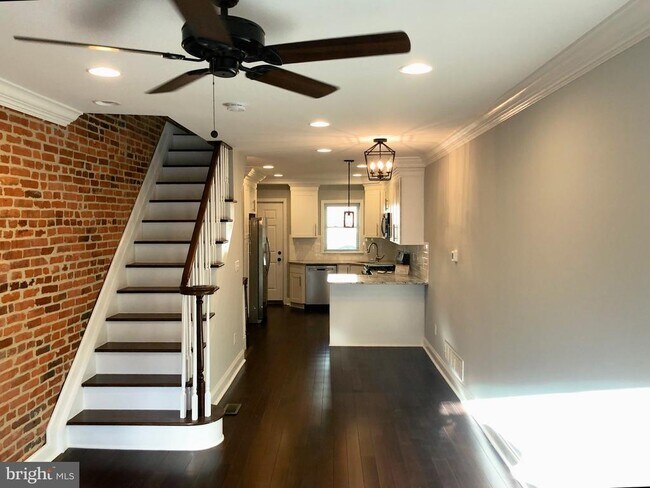 Photo - 632 S Decker Ave