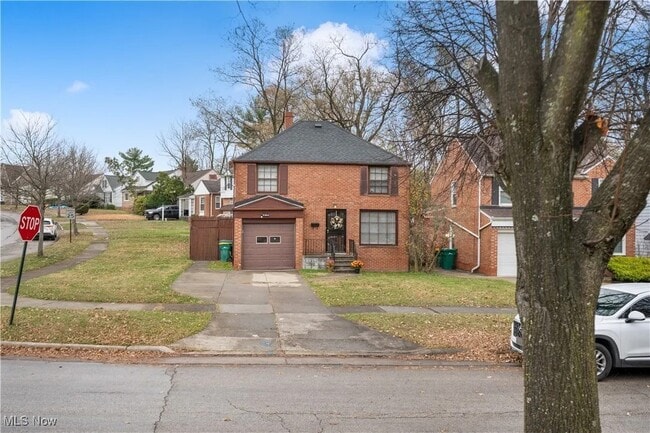 Building Photo - 20814 Kenyon Dr