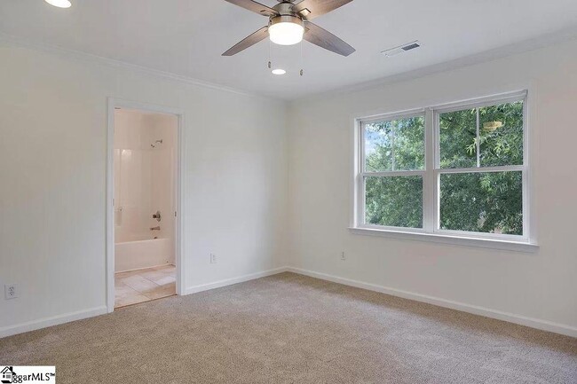 Photo - 12 Harvley St