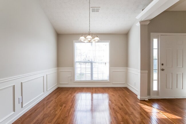 Photo - 127 Berkley Dr