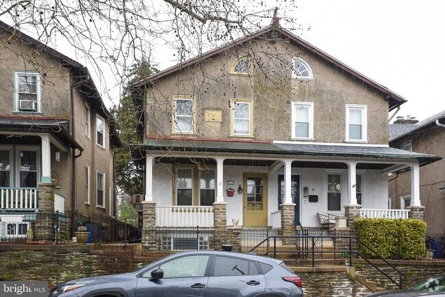 Building Photo - 21 E Abington Ave Rental