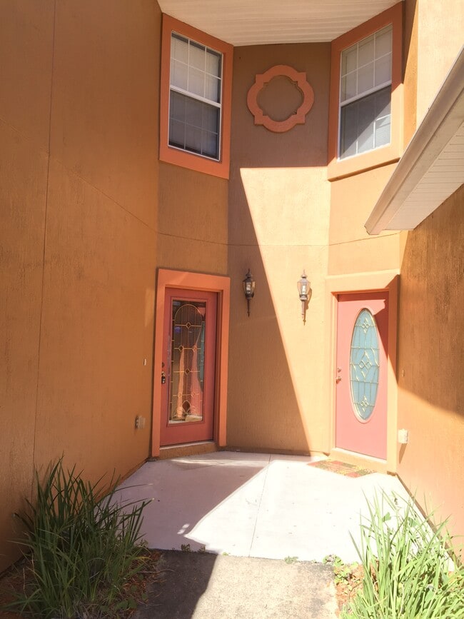 Photo - 6813 Misty View Dr Townhome
