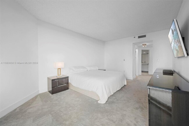 Photo - 4000 Island Blvd Unit #903