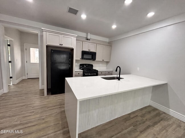 10371 Manzana Rd