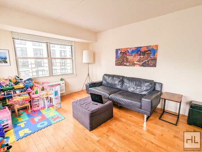 200 Schermerhorn St - 200 Schermerhorn St Apartment Unit 7