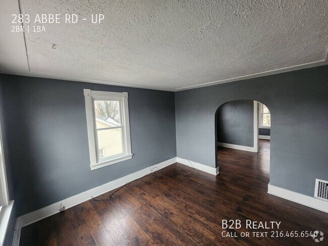 Building Photo - Charming 2-Bedroom Property in Prime Location Unit UP Rental