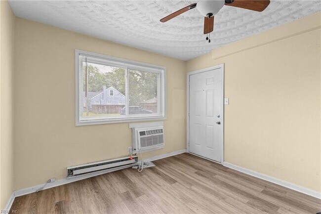 Photo - 200 Pullman Ave Unit 2