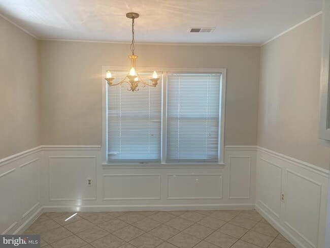 Photo - 9022 Miles Pl