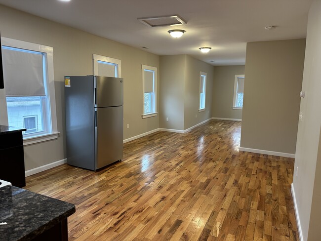 Photo - 38 Columbia St Unit 3