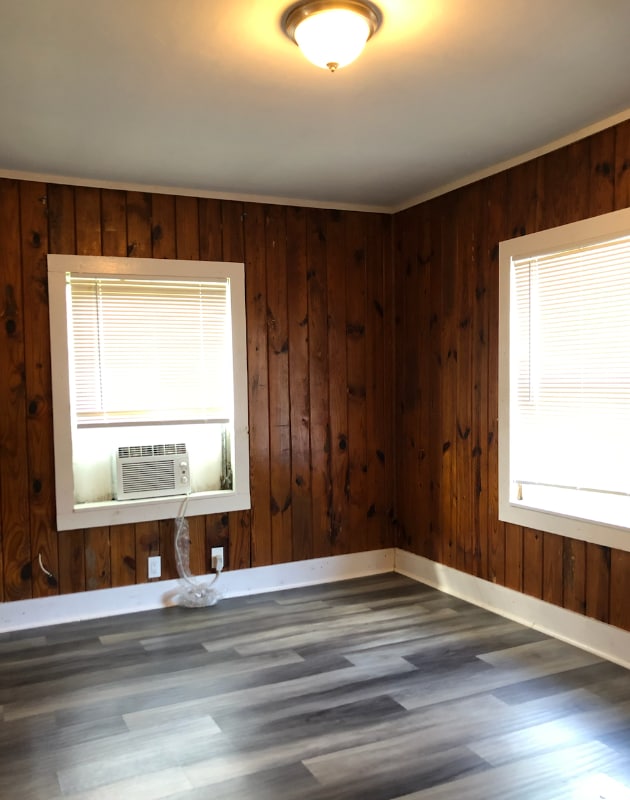 Photo - 3318 Thomas St