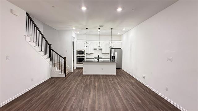 Photo - 9943 Hennings St