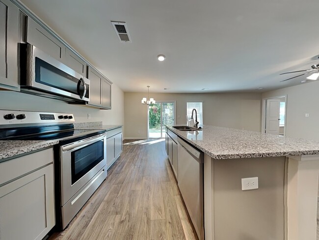 Photo - 310 Flushing Bay Ct