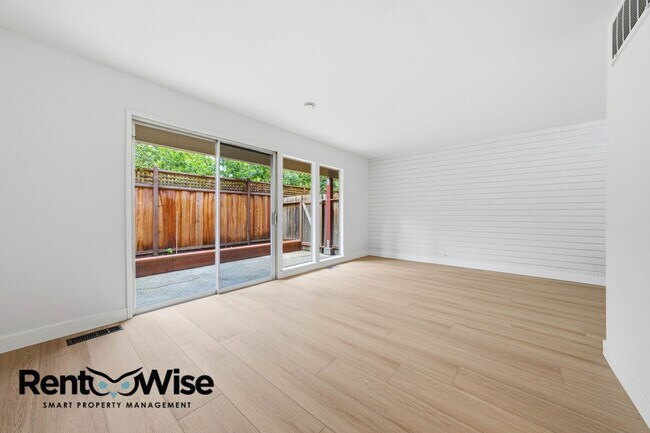 Photo - 569 Addison Ave Unit #2