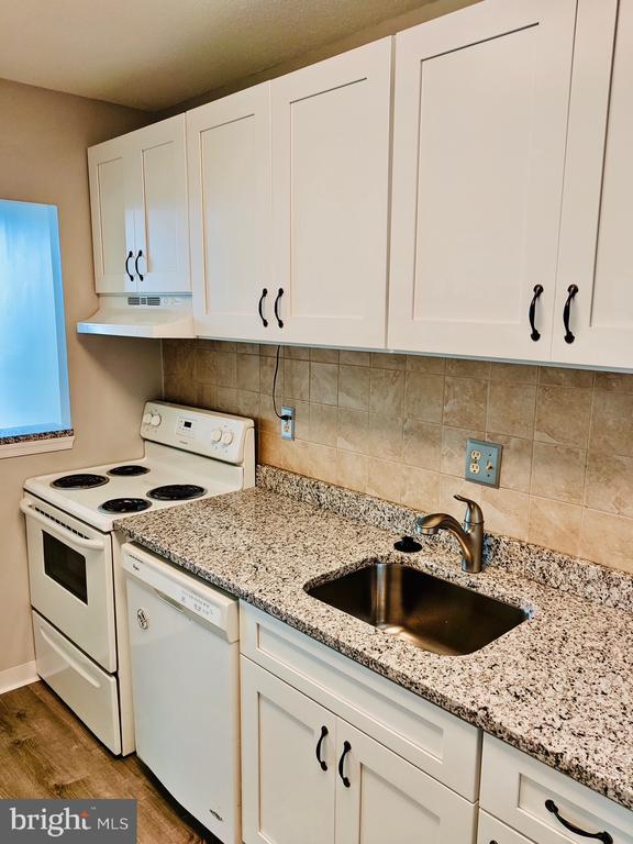 Photo - 2059 Huntington Ave Unit 1403