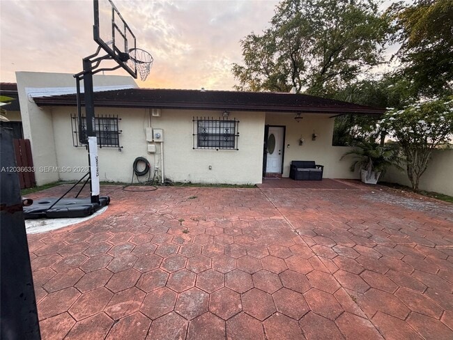 Building Photo - 5801 SW 144th Cir Pl Unit 5801