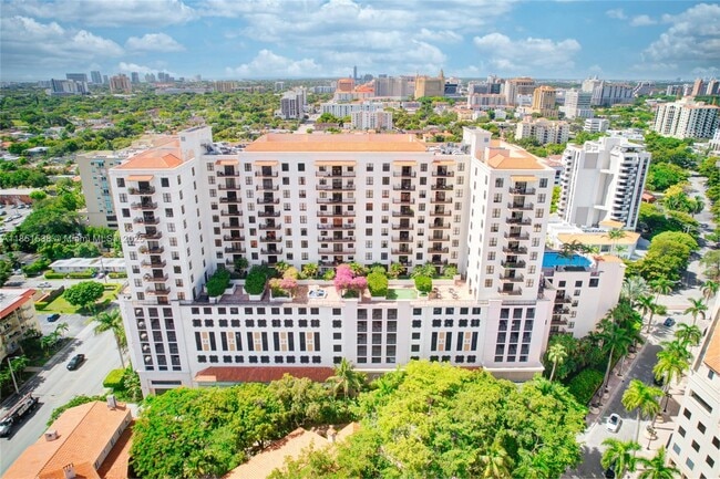 Building Photo - 888 Douglas Rd Unit 302 Rental