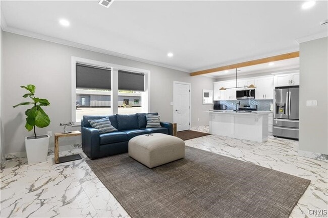 Photo - 238 Oriskany Blvd