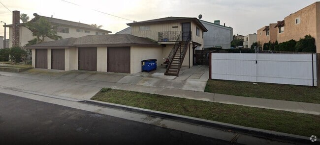 Building Photo - Hoskins Unit 16865 Rental
