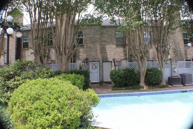 Photo - 6000 Reims Rd Condo Unit 2006