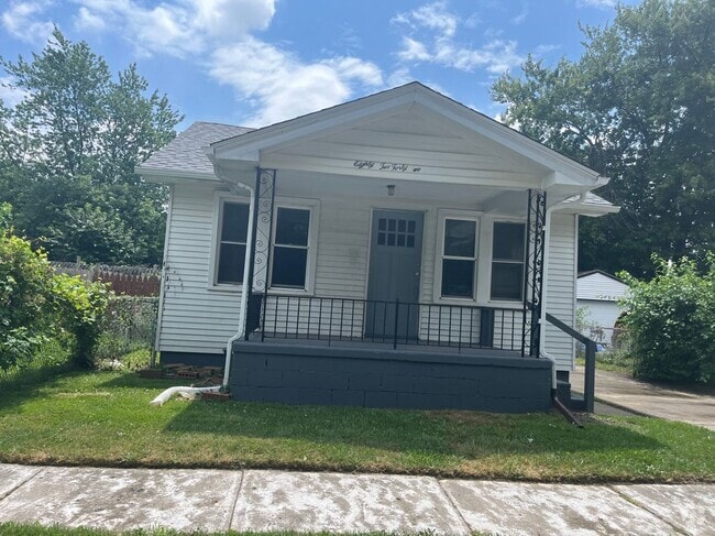 Building Photo - 8242 Maxwell Ave Rental