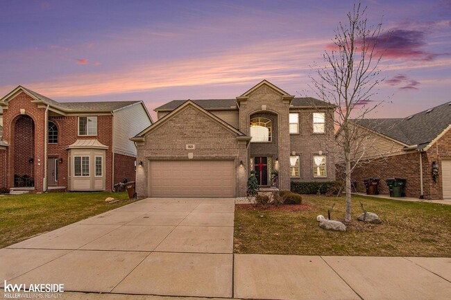 Photo - 5825 Gregory Dr House