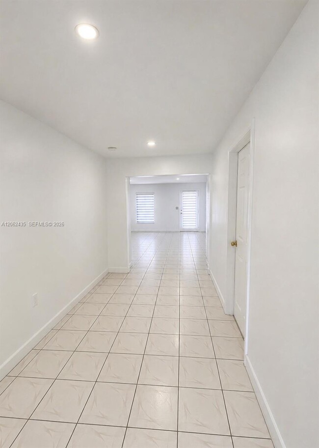 Photo - 4761 NW 190th St